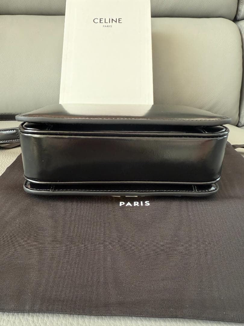 ティーン トリオンフ シャイニーカーフ ショルダー