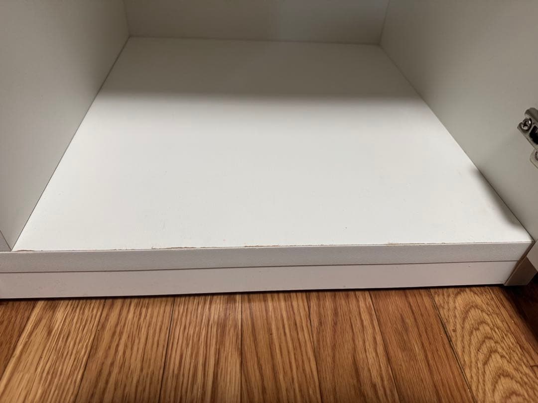 ニトリ　レンジ台　カップボード　キッチン収納　白