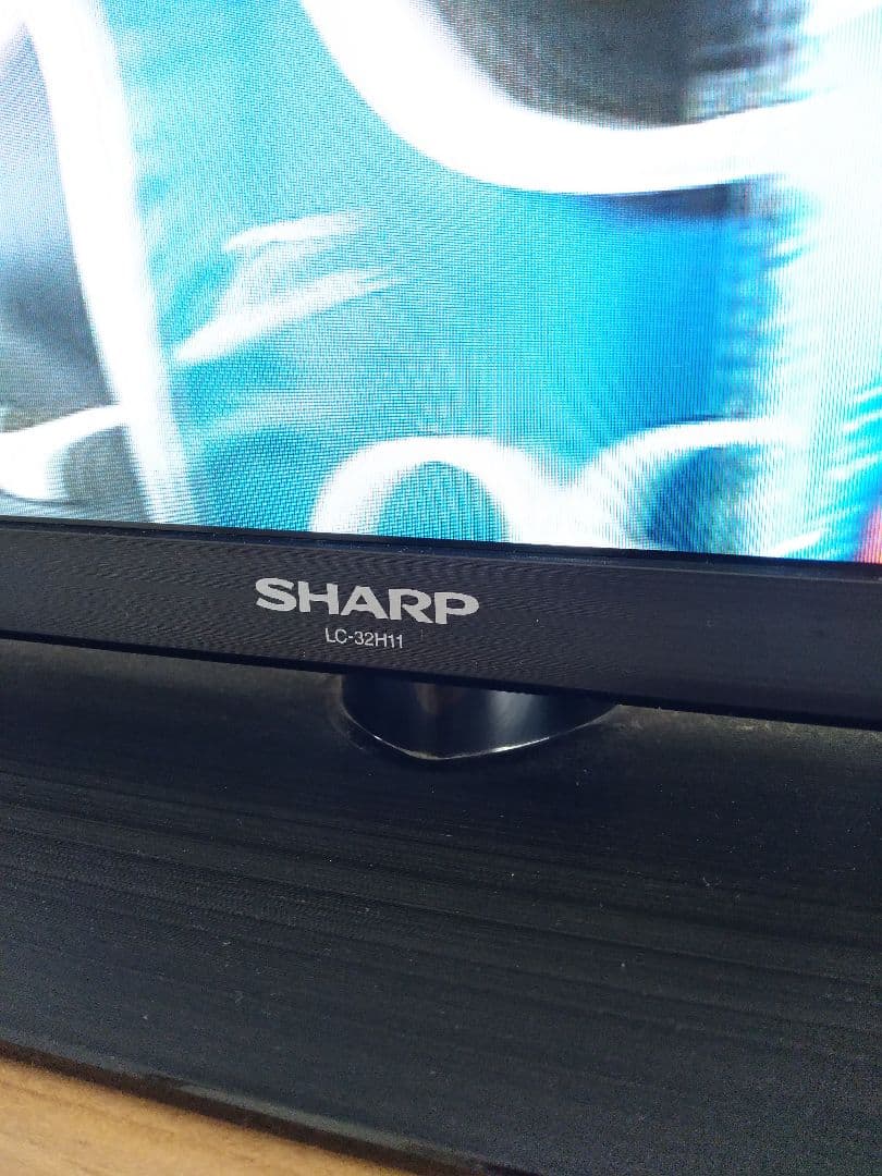 シャープ 32V型　 AQUOS LC-32H11 リモコン付き