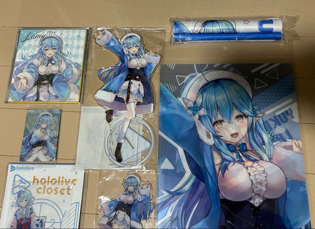 ホロライブ　ラミィ　クリアファイル　アクリルスタンド　ミニタペストリー　セット