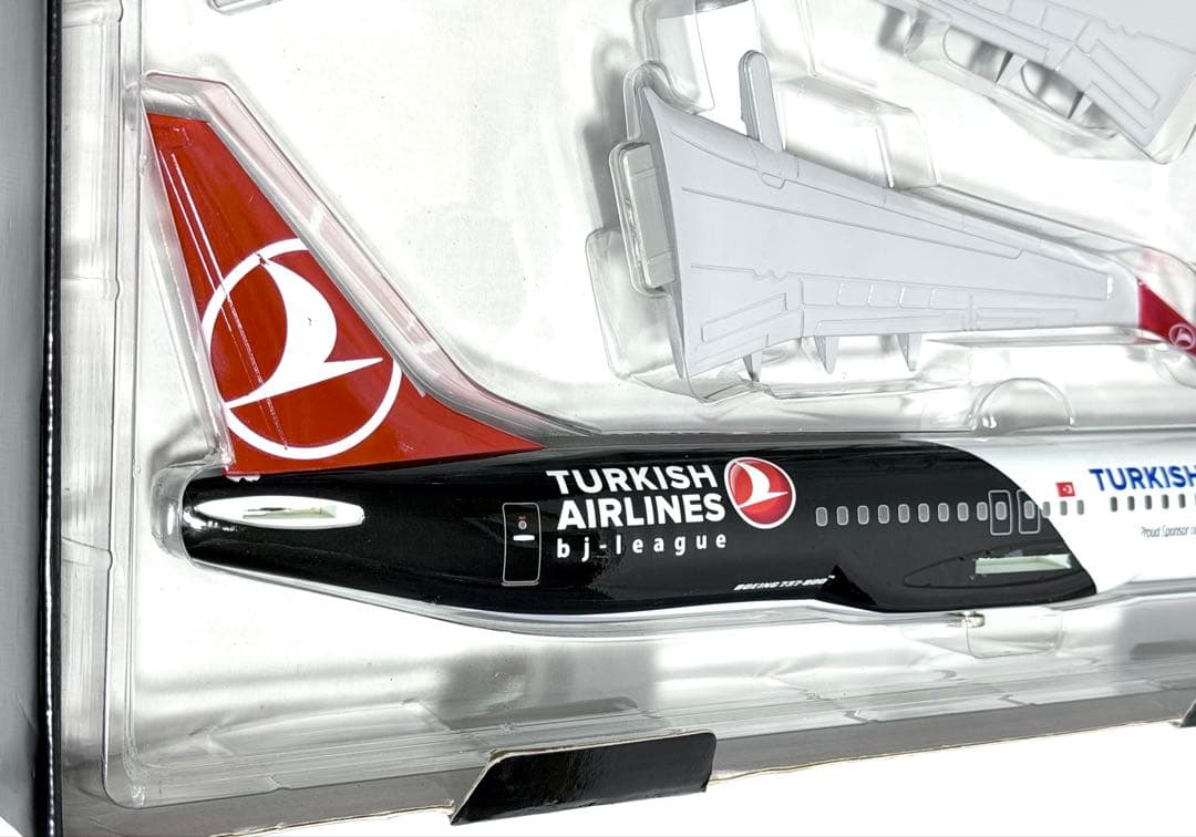 航空機・ヘリコプター TURKISH AIRLINES 1/100 B737-800