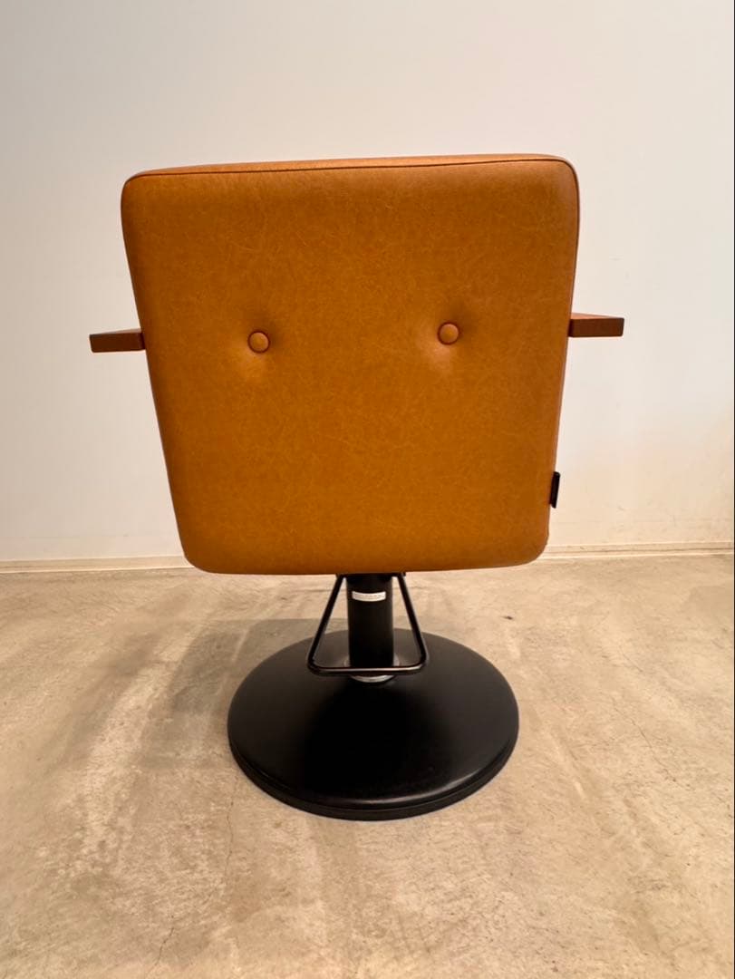 【お値下げ】タカラベルモント　スタイリングチェアー　購入前に発送日確認必須！