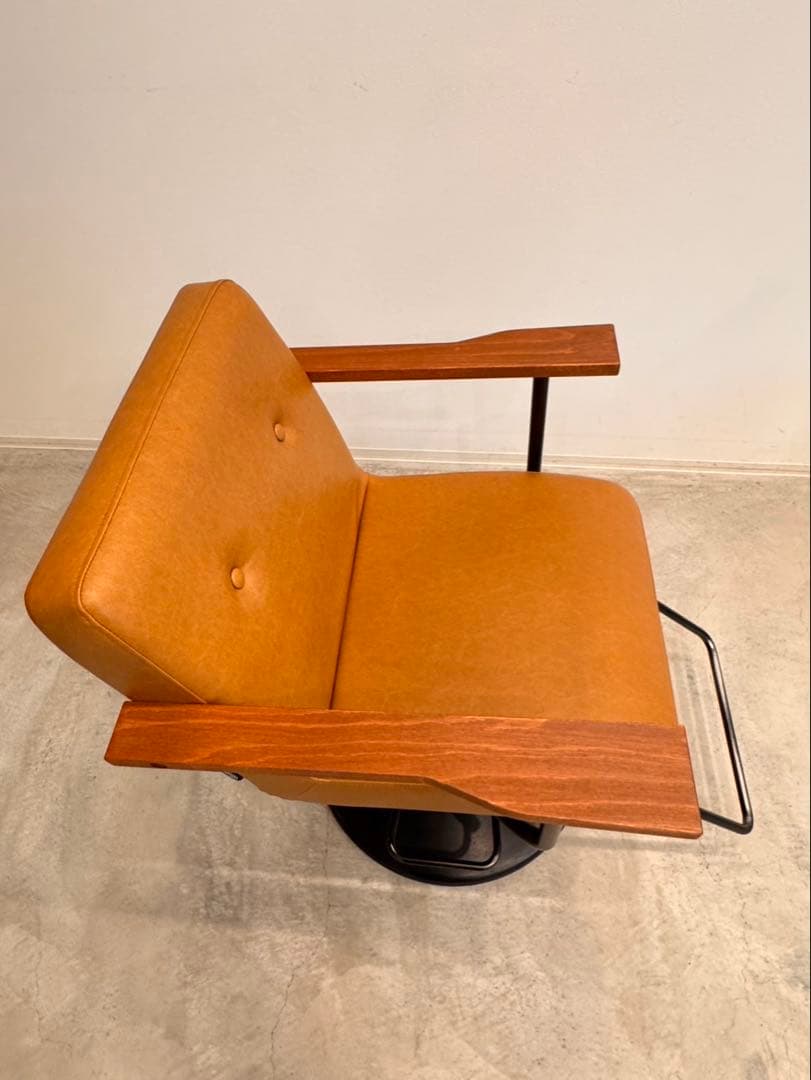 【お値下げ】タカラベルモント　スタイリングチェアー　購入前に発送日確認必須！