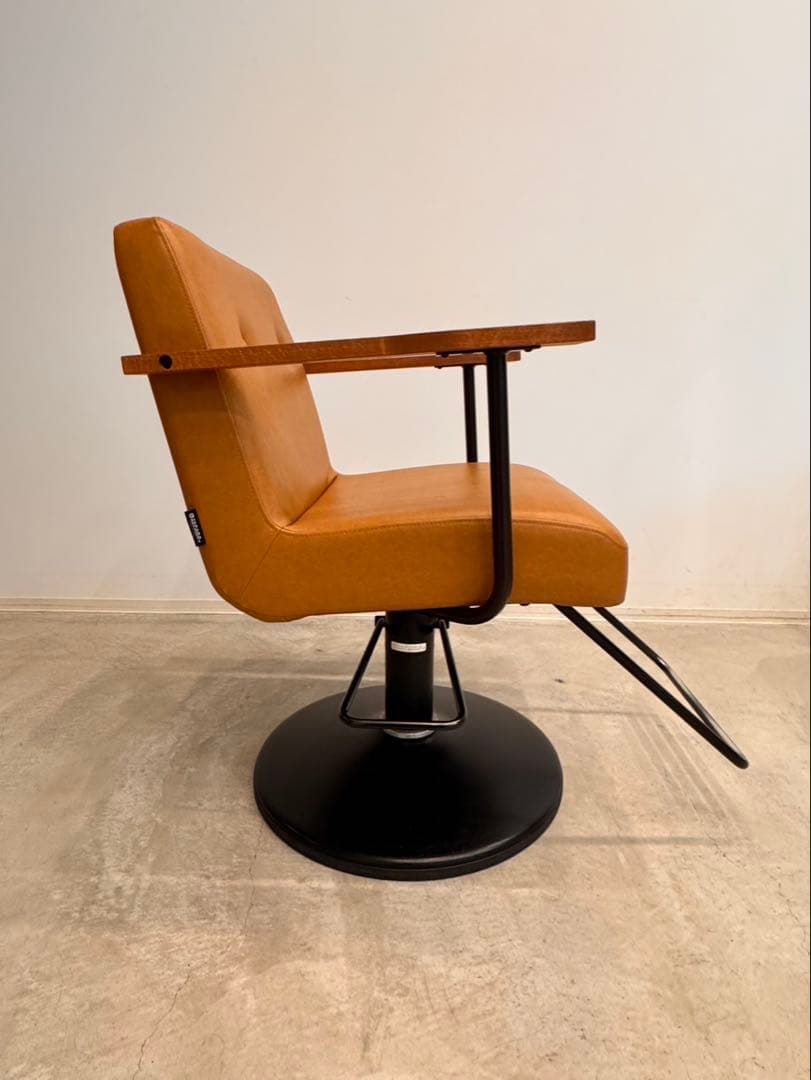 【お値下げ】タカラベルモント　スタイリングチェアー　購入前に発送日確認必須！