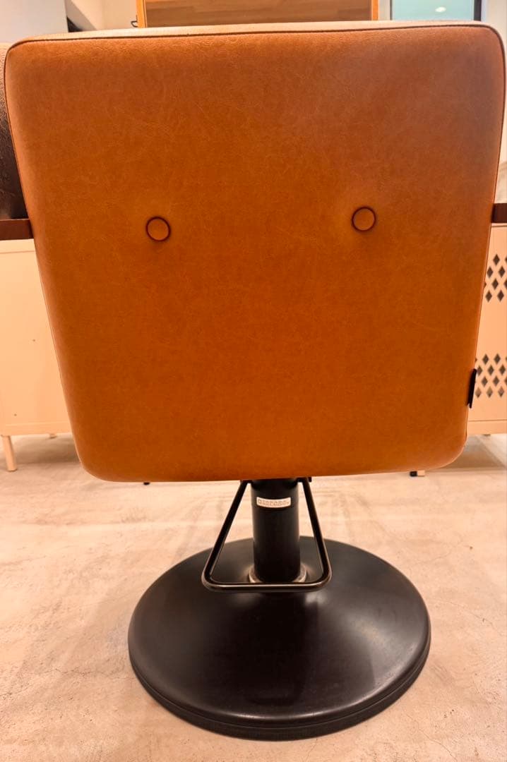 【お値下げ】タカラベルモント　スタイリングチェアー　購入前に発送日確認必須！