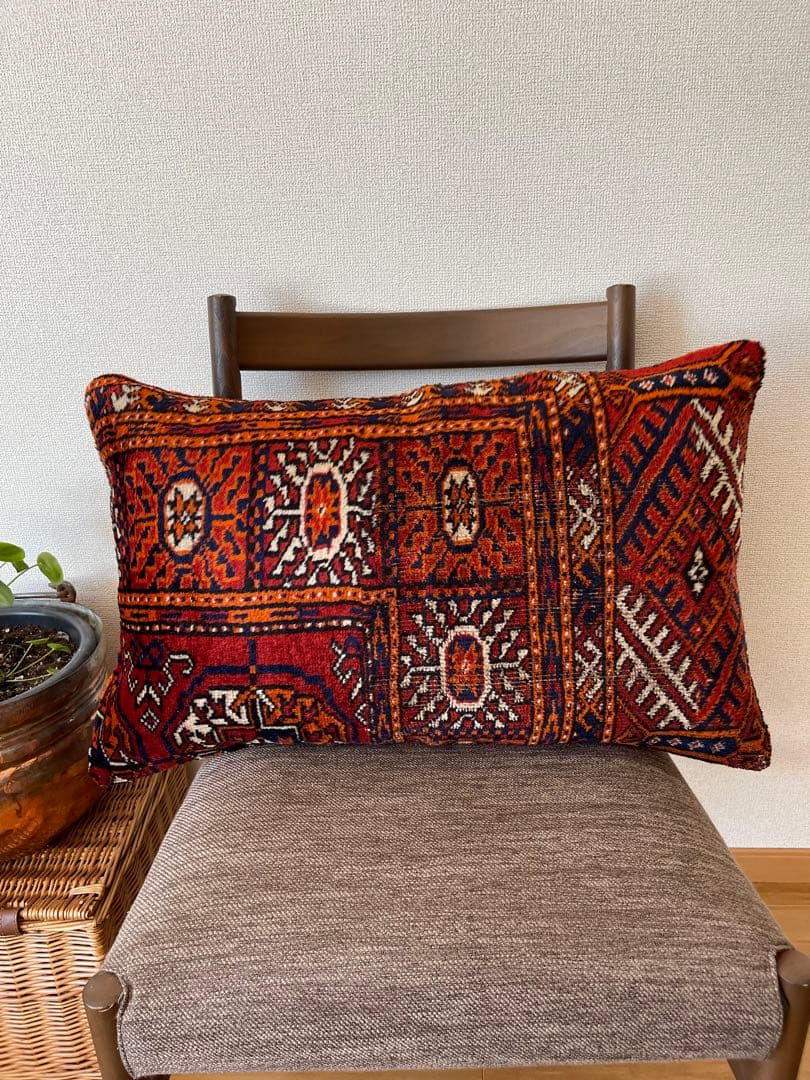 クッションカバー 　トルクメン絨毯　 41x66cm