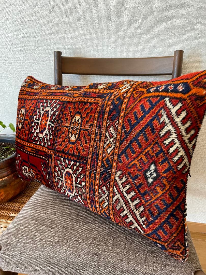 クッションカバー 　トルクメン絨毯　 41x66cm