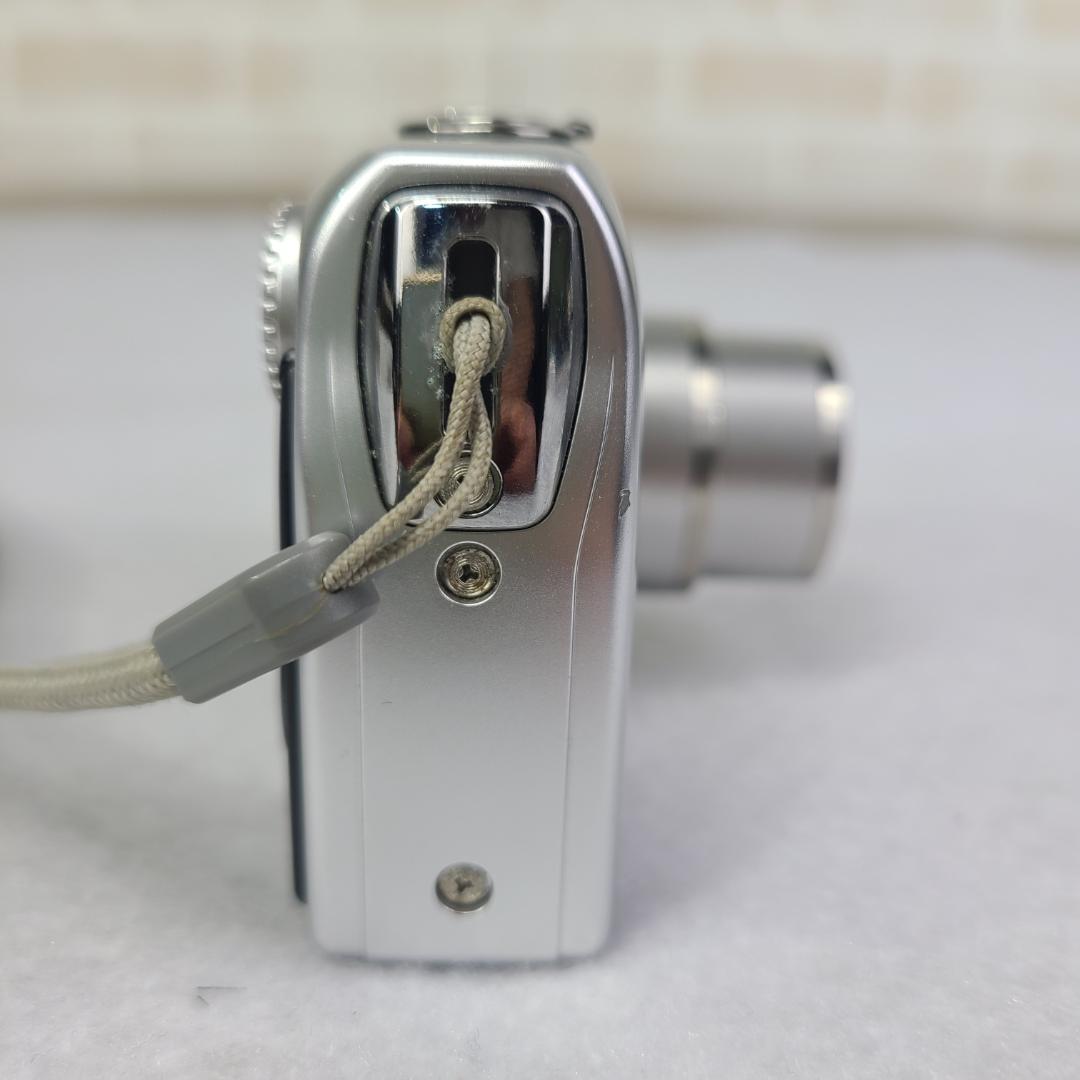 FUJI FILM デジカメ　FinePix F40fd コンデジ