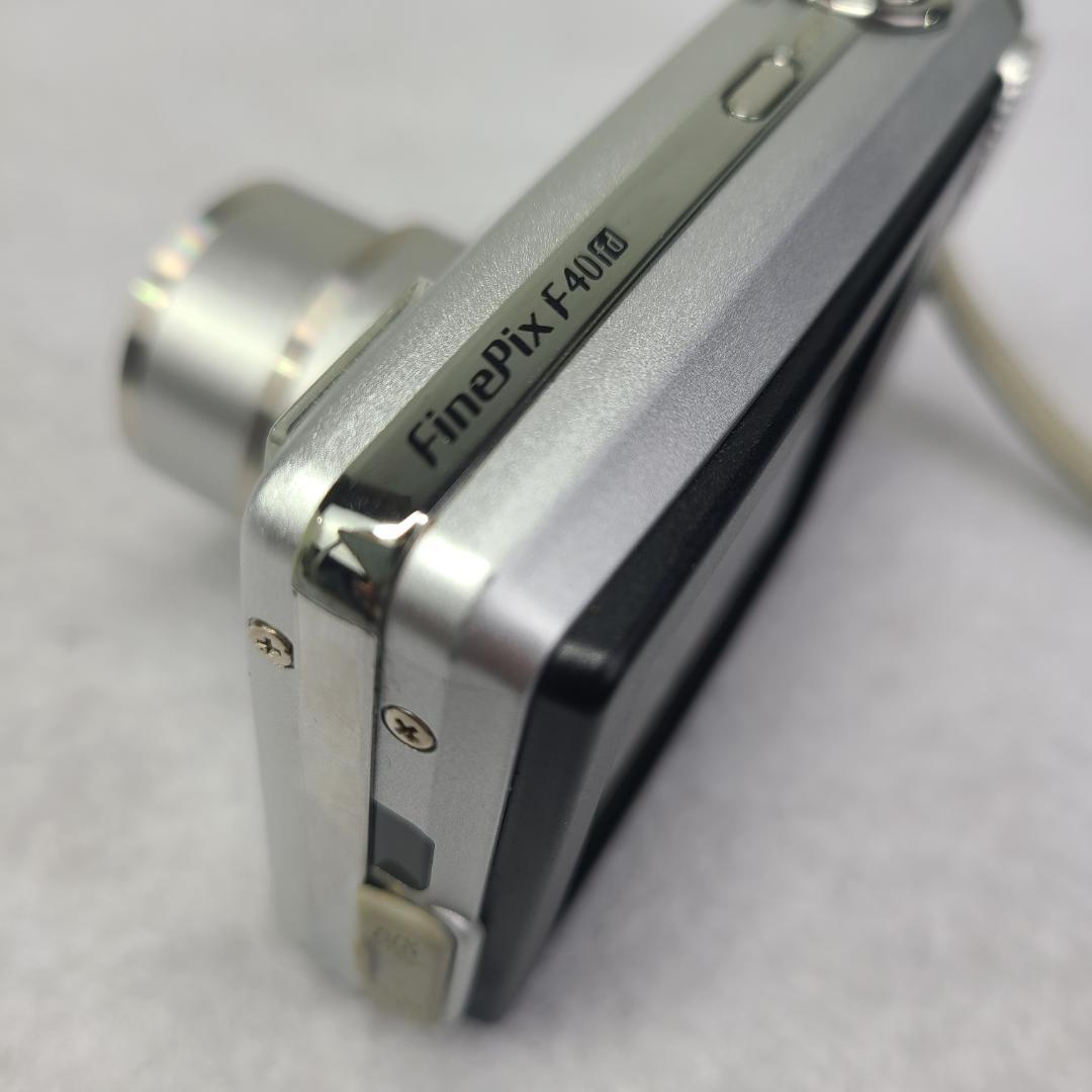 FUJI FILM デジカメ　FinePix F40fd コンデジ