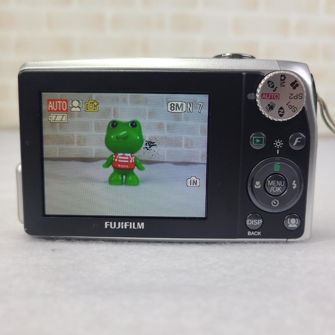 FUJI FILM デジカメ　FinePix F40fd コンデジ