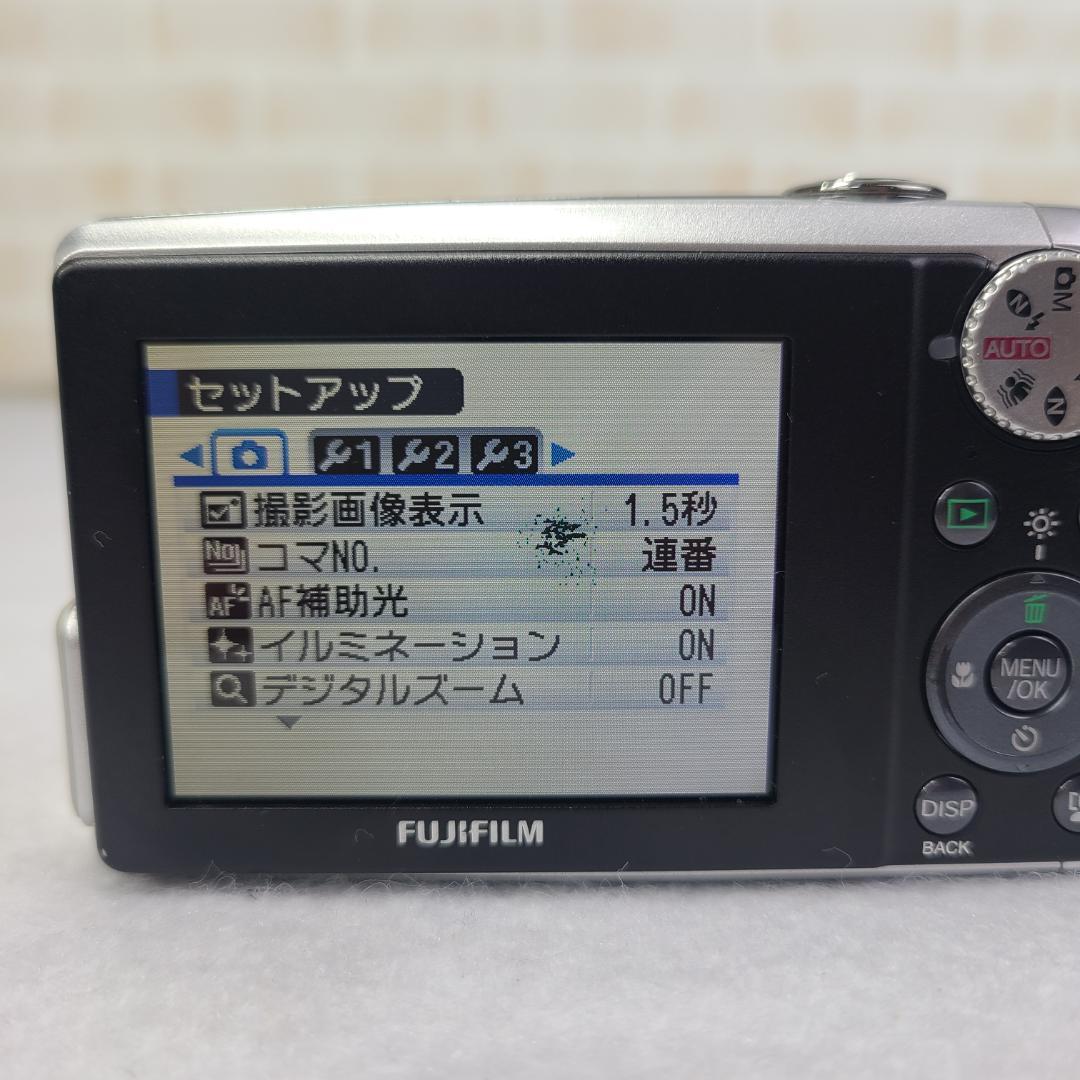 FUJI FILM デジカメ　FinePix F40fd コンデジ