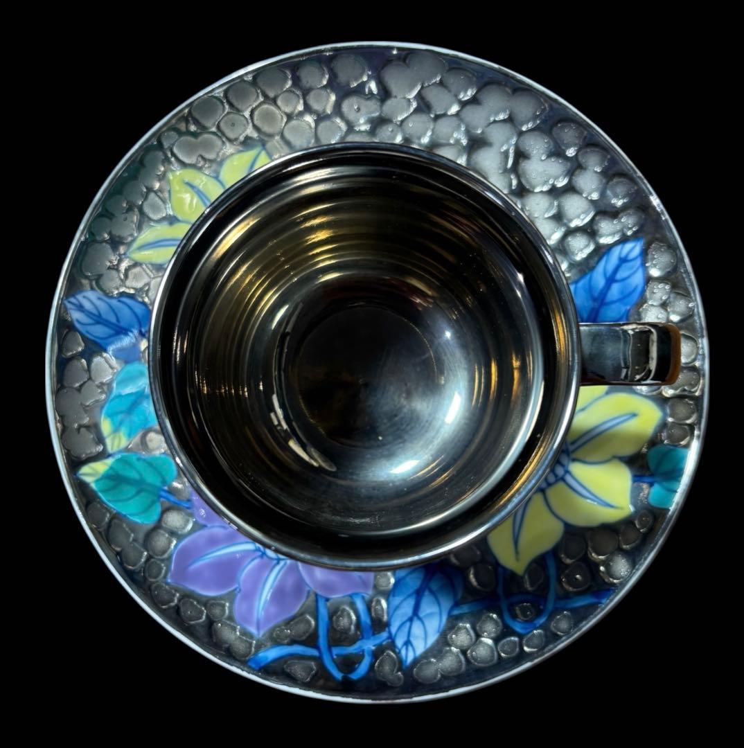 有田焼 珈琲碗 陶芸 藤井錦彩作 染錦 プラチナ彩鉄線花絵 カップ&ソーサー