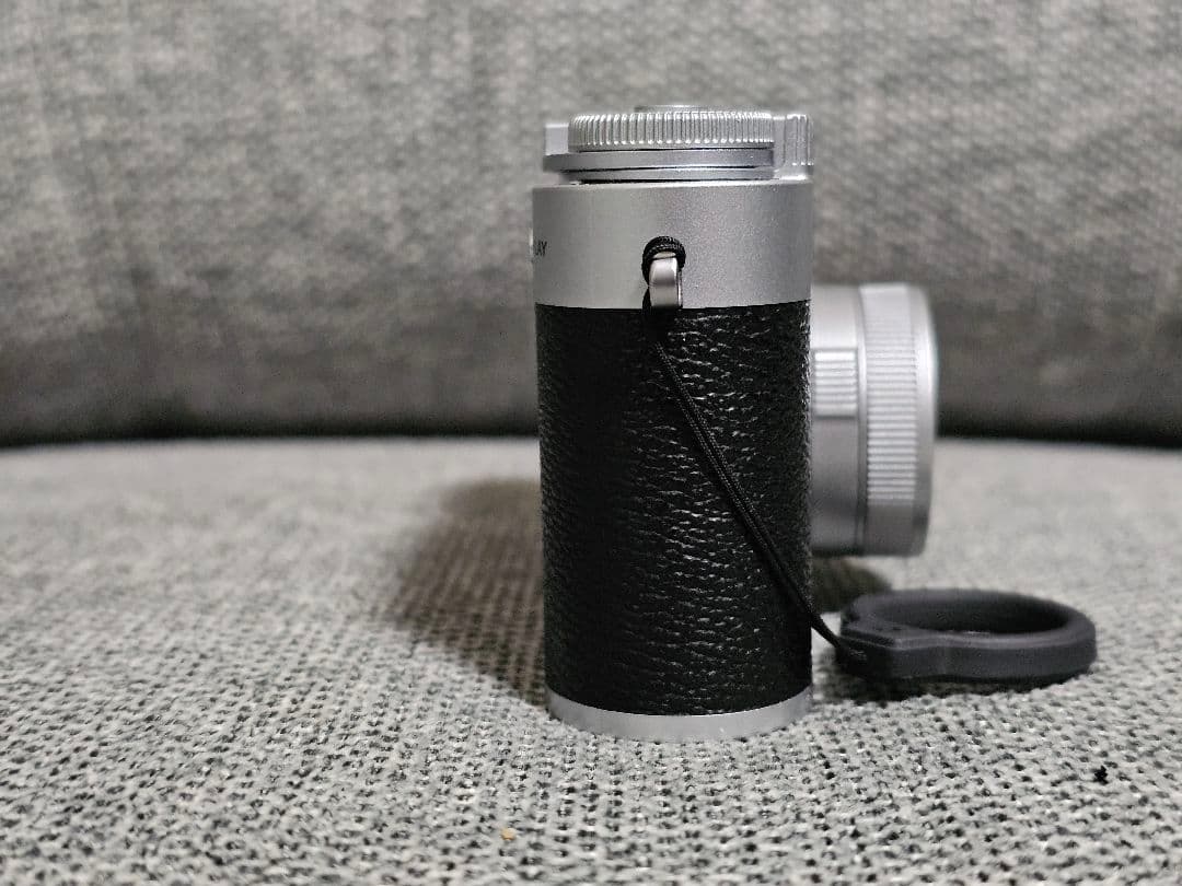 Fujifilm Xhalf シルバー コンパクトデジタルカメラ