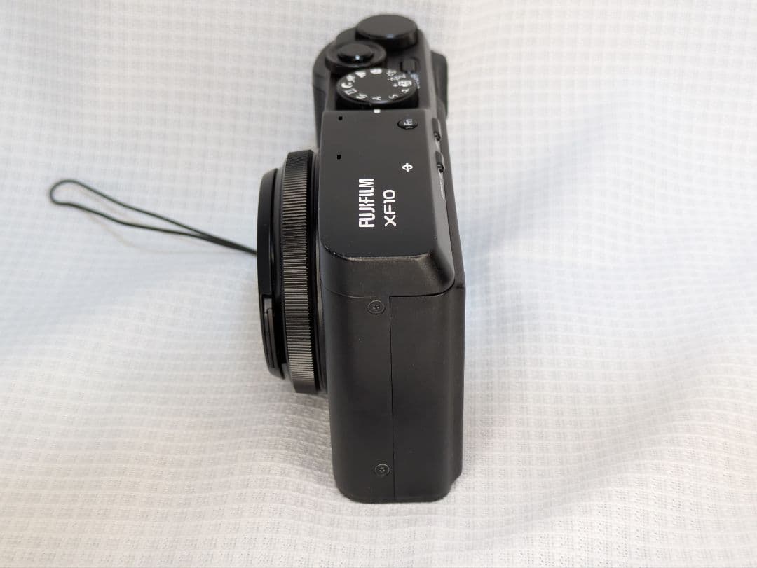 FUJIFILM XF10 未使用純正ストラップ付き