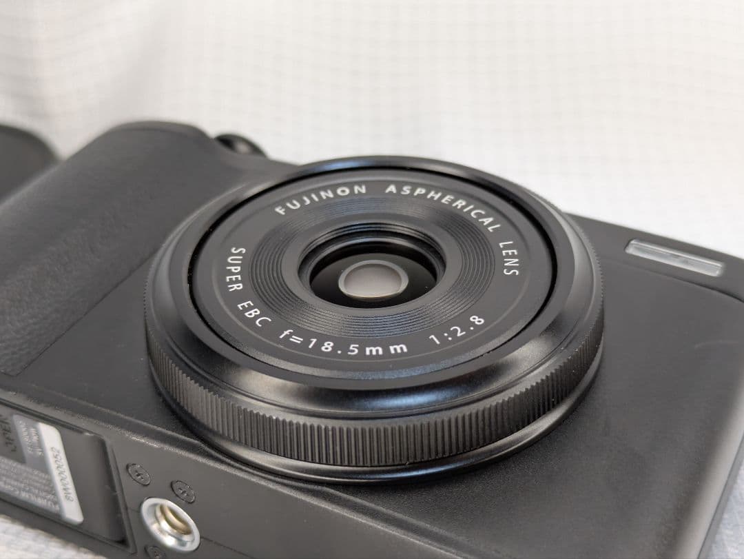 FUJIFILM XF10 未使用純正ストラップ付き