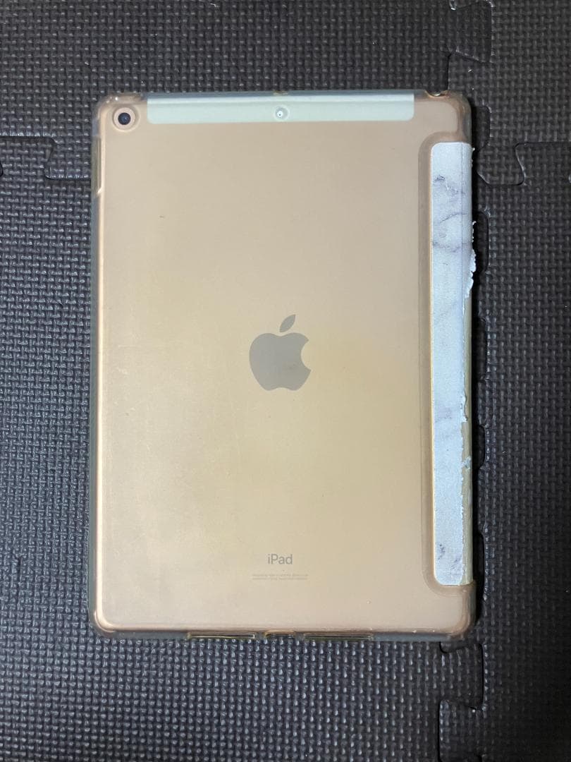 【極美品】 iPad 第7世代 32GB セルラー Cellular wifi