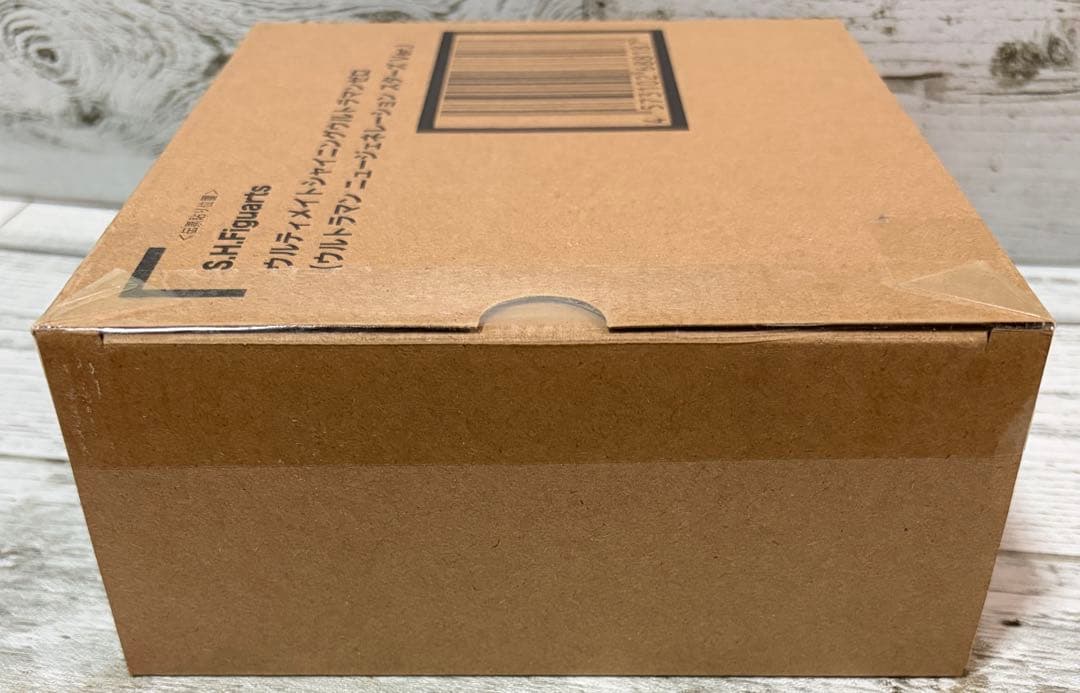 S.H.Figuarts ウルティメイトシャイニングウルトラマンゼロ　新品