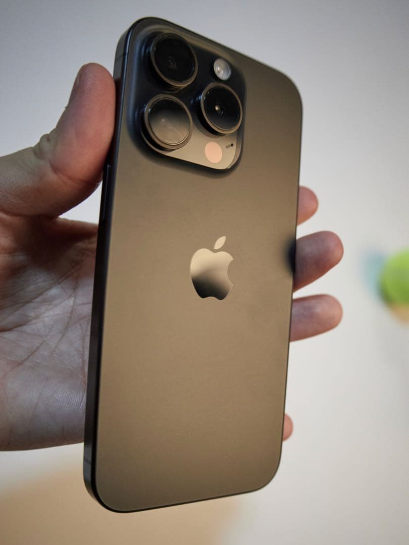 Apple iPhone 15 Pro 本体 128GB 美品