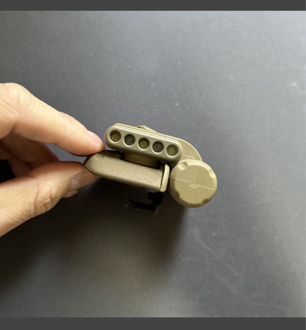 surefire HL-1 旧型マウント　実物