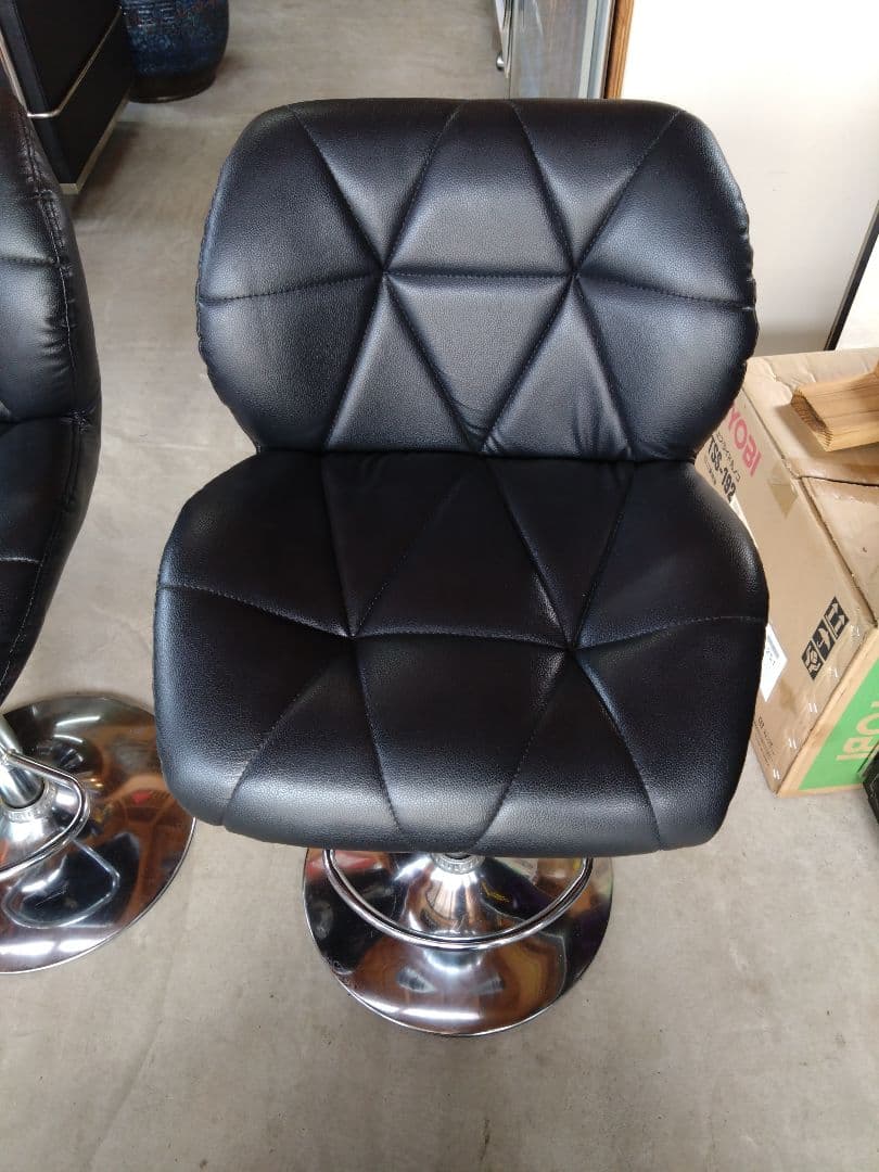 【直接引き取り限定】黒いカウンターチェア　2脚セット