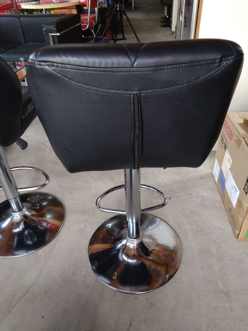 【直接引き取り限定】黒いカウンターチェア　2脚セット