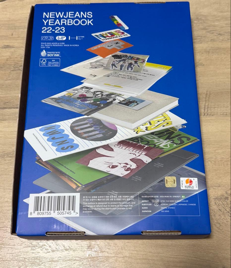 【新品】　NEWJEANS YEARBOOK 22-23