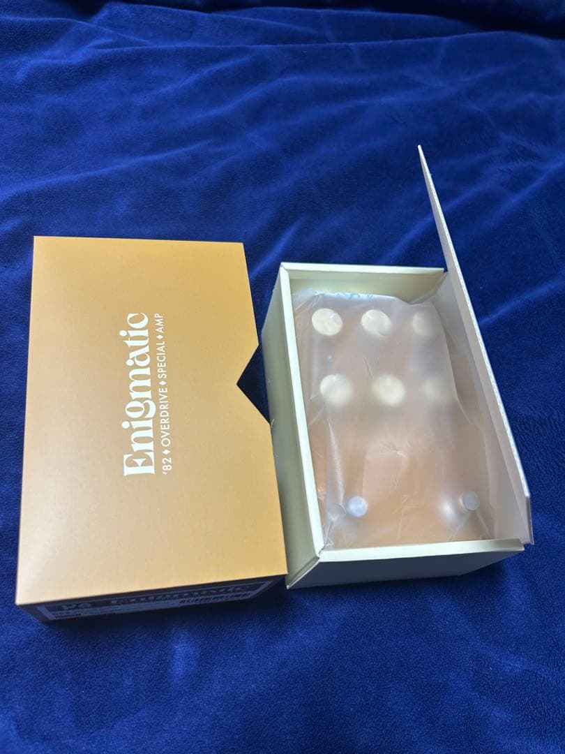 Universal Audio UAFX Enigmatic ’82未使用に近い