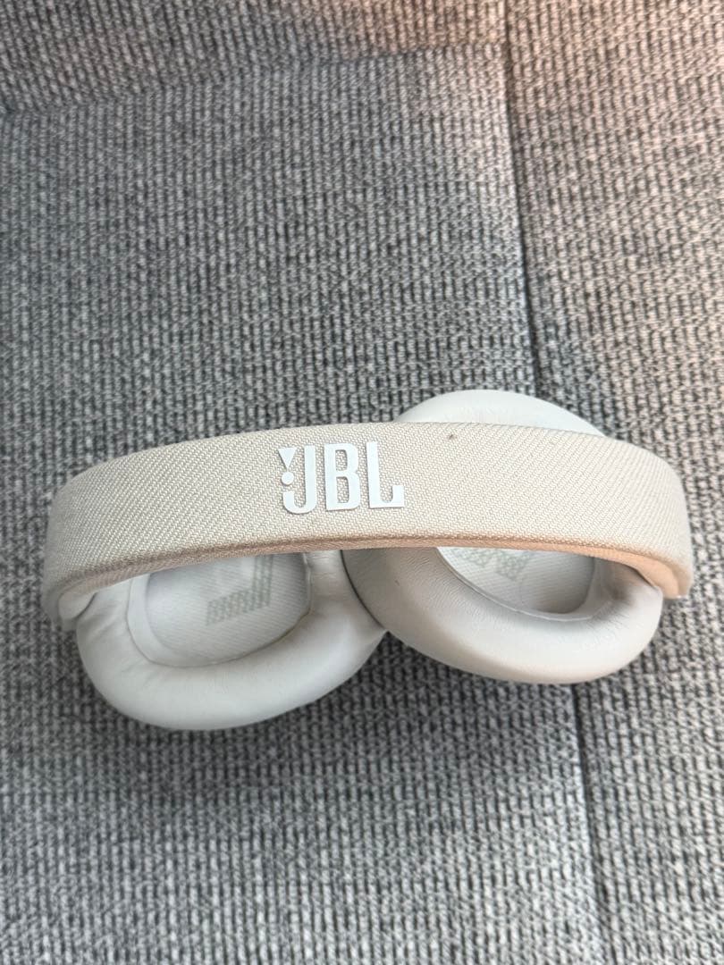 激安 JBL LIVE 770 nc ワイヤレスヘッドホン （白）専用アプリ対応