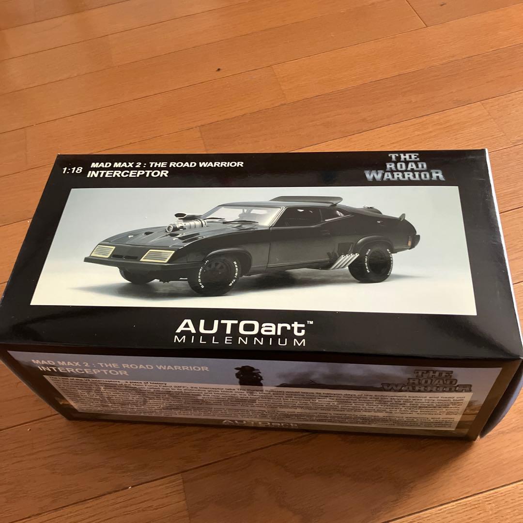 オートアート インターセプター　マッドマックス2 1/18