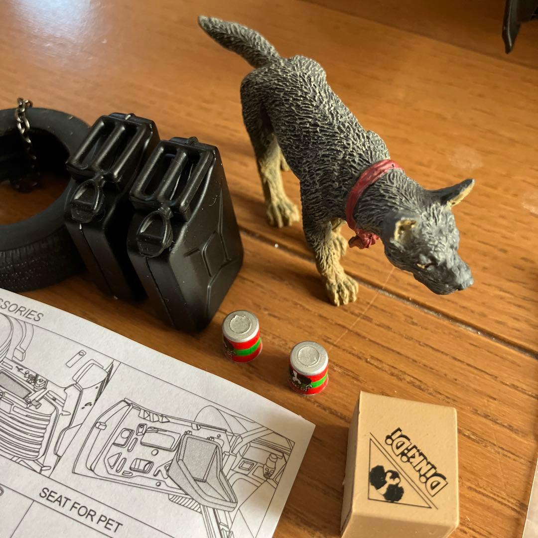 オートアート インターセプター　マッドマックス2 1/18