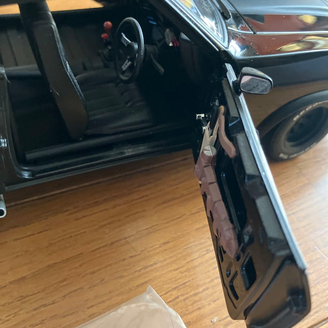 オートアート インターセプター　マッドマックス2 1/18