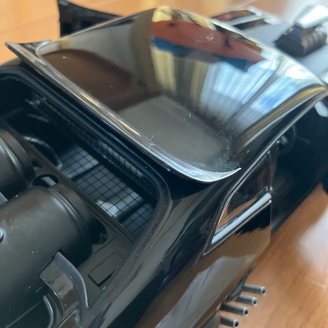 オートアート インターセプター　マッドマックス2 1/18