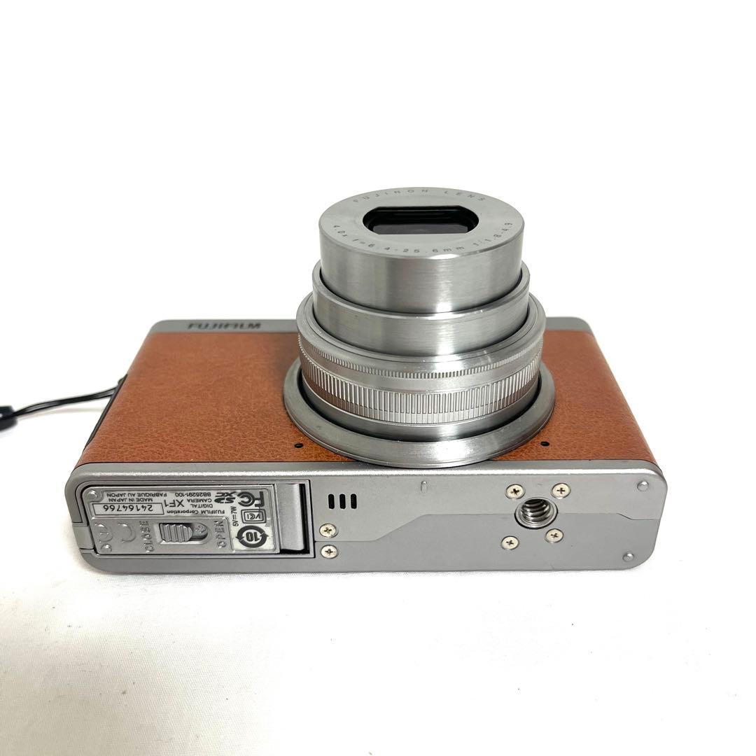 【送料込み】FUJIFILM XF1 富士フィルム コンパクトデジタルカメラ