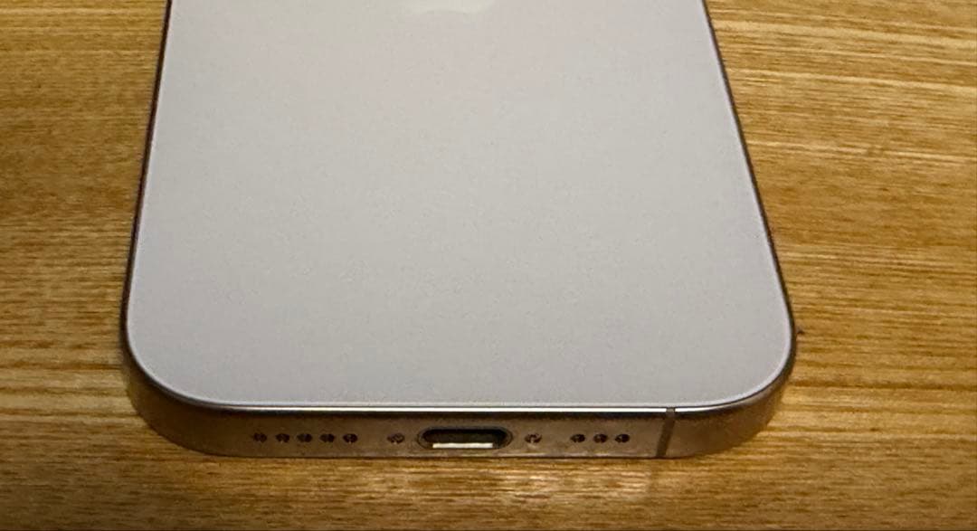 iPhone 16 Pro 512GBデザートチタニウム　SIMフリー