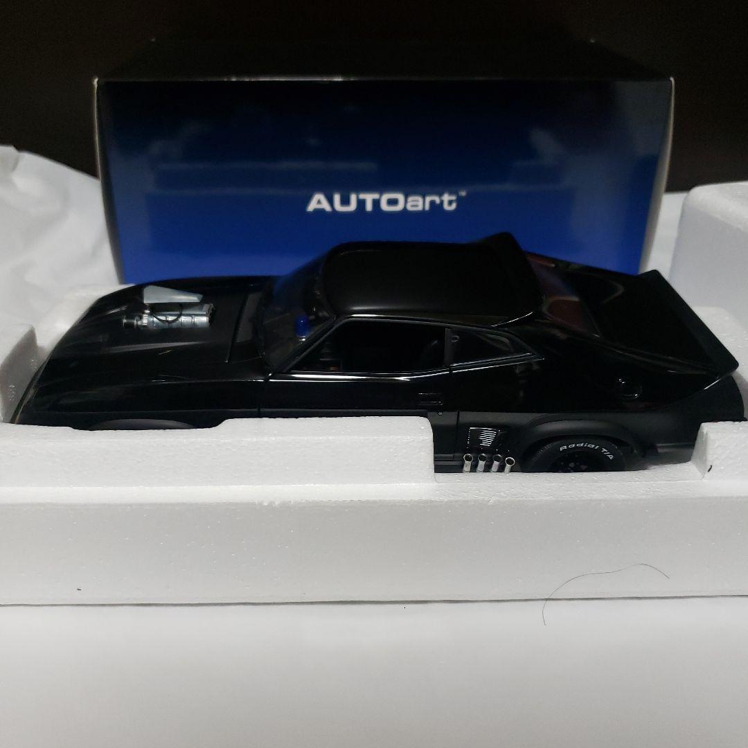 オートアート 1/18 マッドマックス　フォードファルコンXB インターセプター