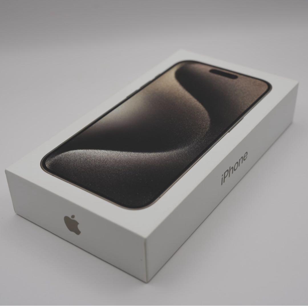 Apple iPhone 15 Pro 128GB ナチュラル チタニウム　本体