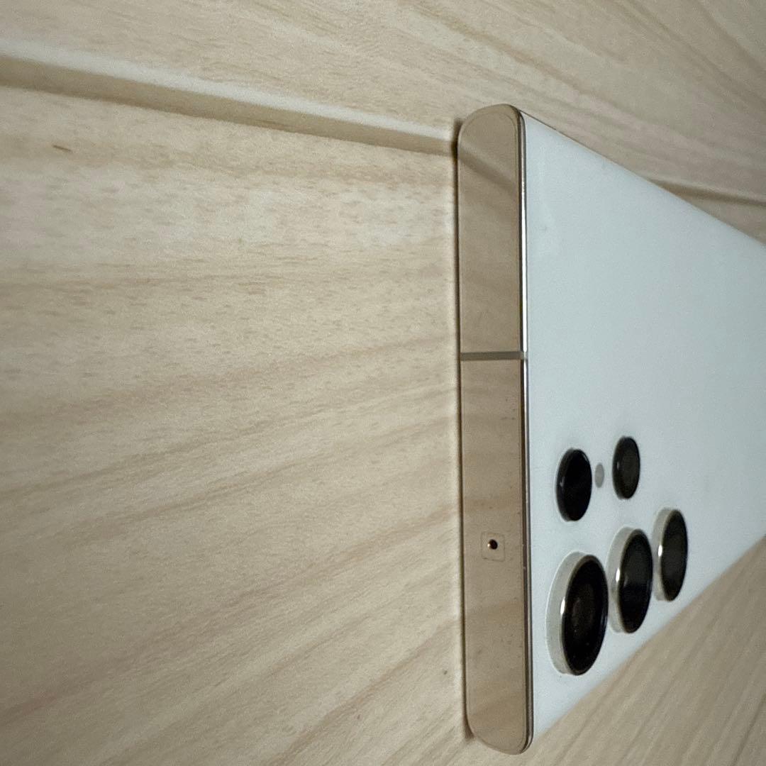 Samsung Galaxy S23 Ultra 本体