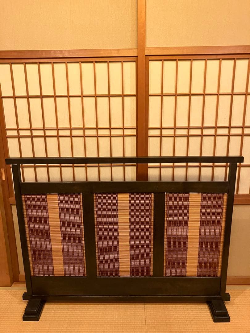 木製スリットパーテーション