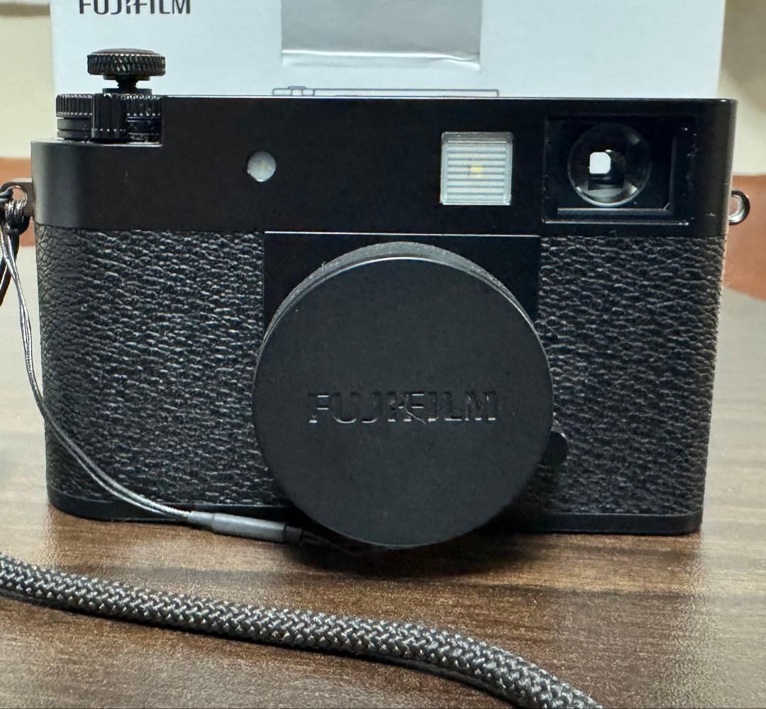 【新品同様】FUJIFILM X half X-HF1 ブラック