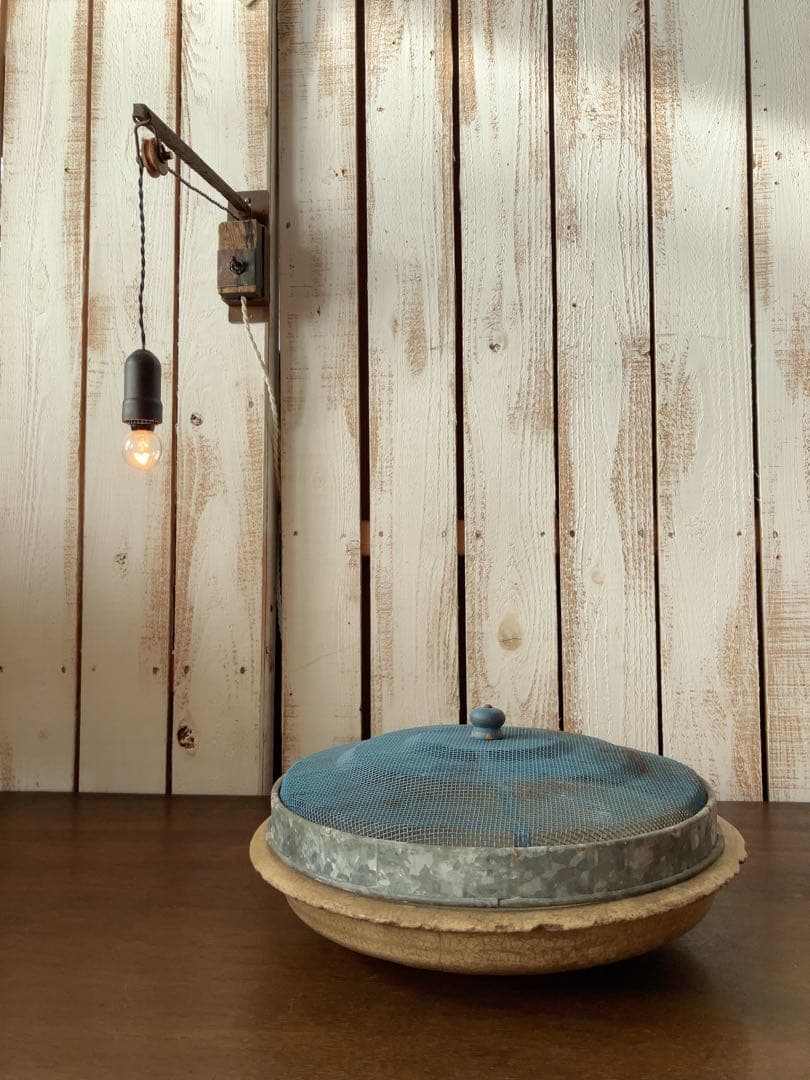 珍品　陶器製 味わい深い　黄瀬戸　石皿　骨董品　古陶　網蓋付き