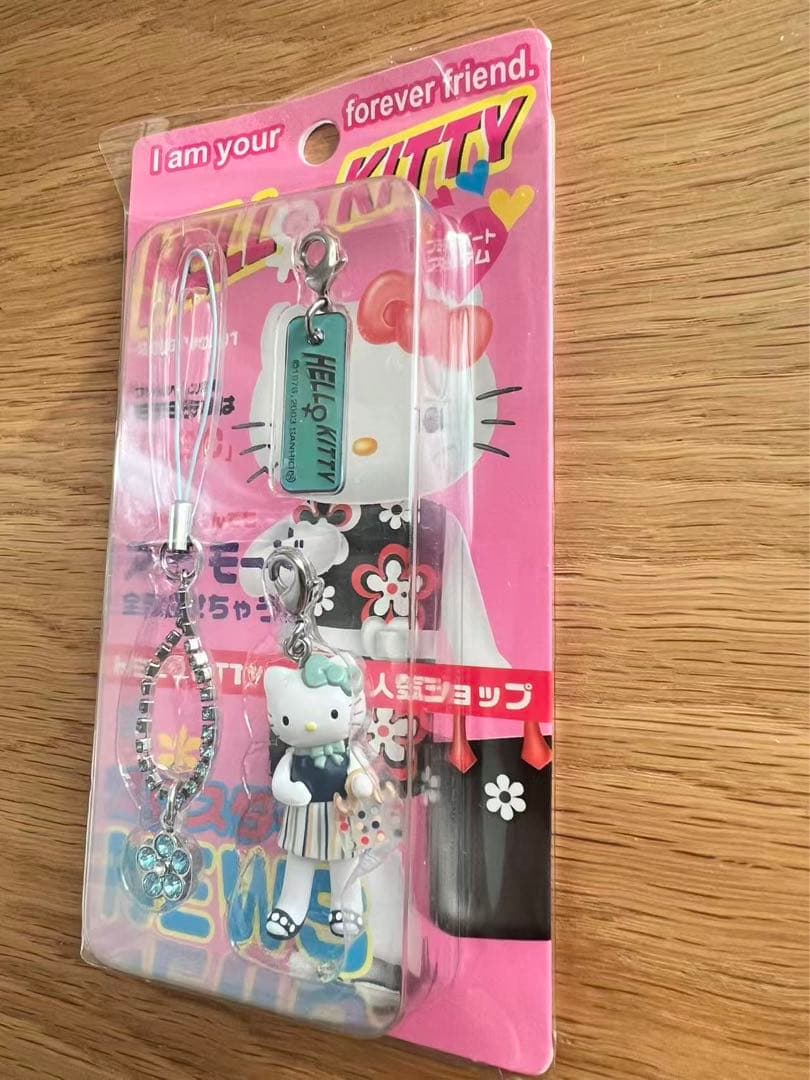 ＊*＊様 GIRLS！ ハローキティ ラインストーンストラップ 2003年