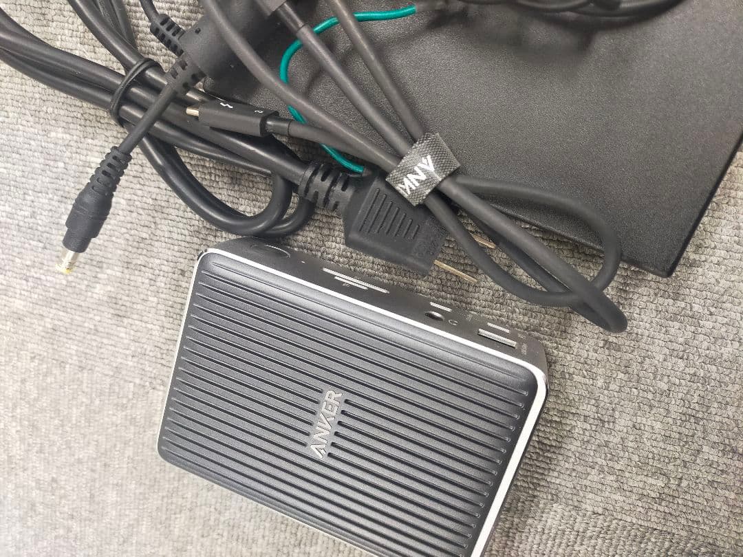 送料無料✨アンカードッキングステーション13in1