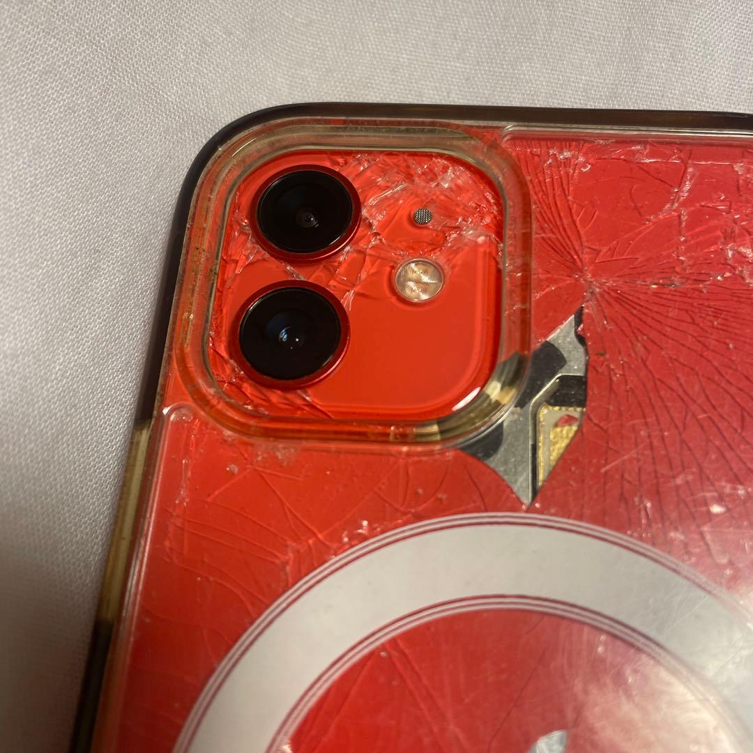 iPhone 12赤色 画面ひび割れあり