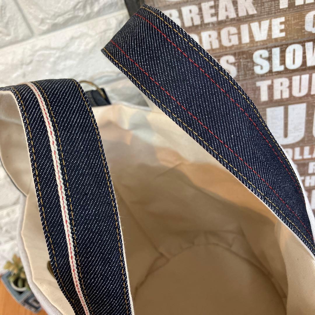 ハンドメイドバックデニムリメイクパッチワーク丸底バケツトートバック⭐︎パグちゃん