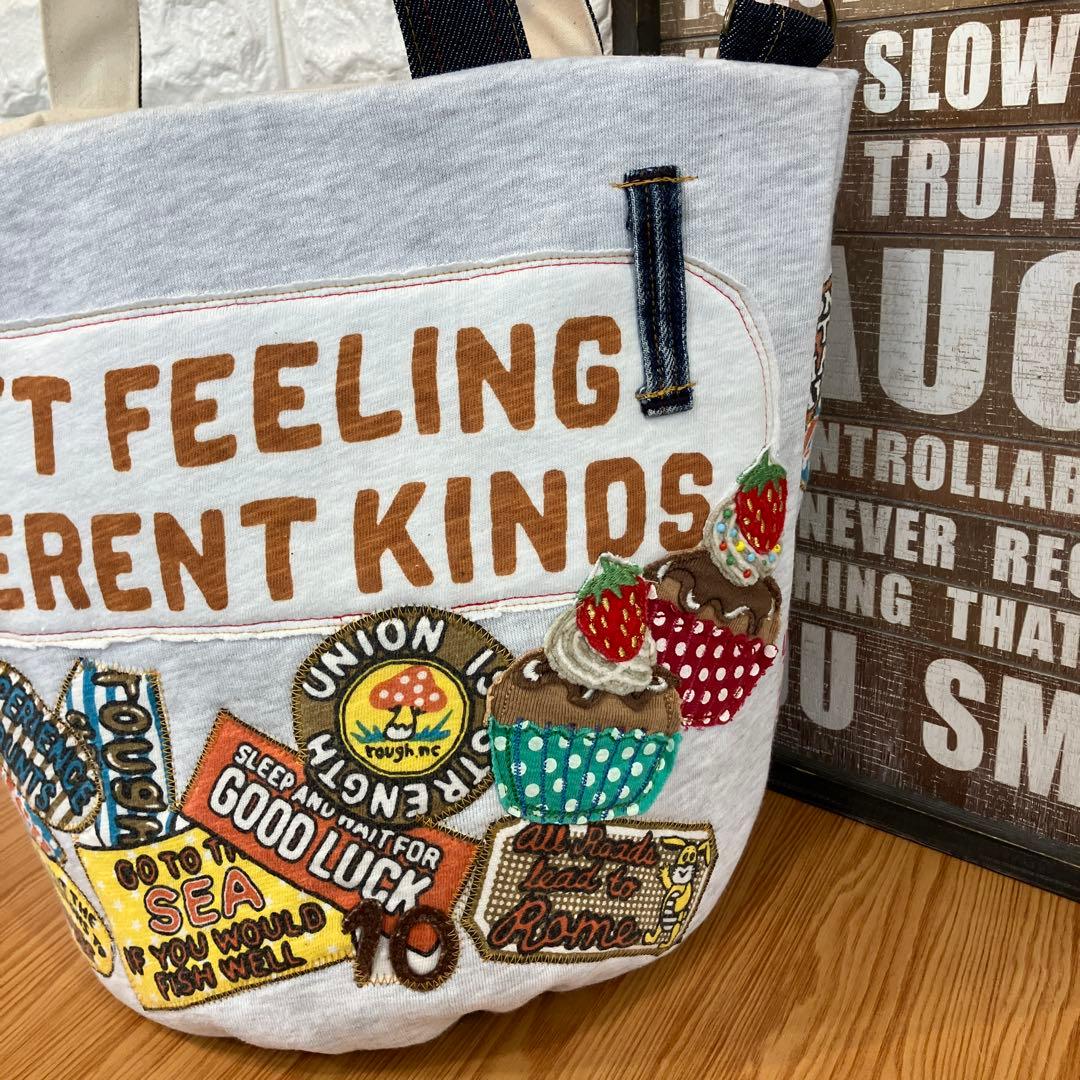 ハンドメイドバックデニムリメイクパッチワーク丸底バケツトートバック⭐︎パグちゃん