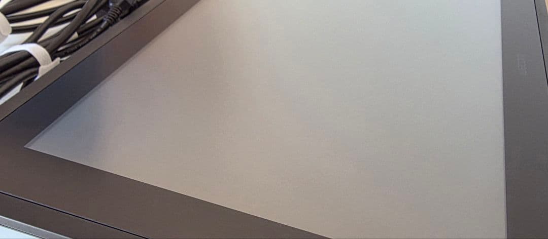 Wacom Cintiq 22 (DTK2260) 液タブ