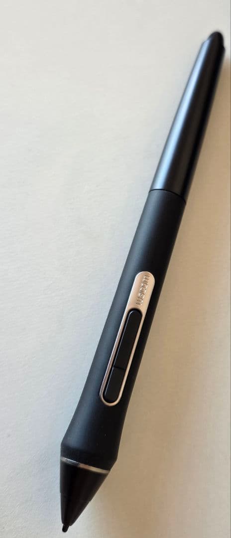 Wacom Cintiq 22 (DTK2260) 液タブ