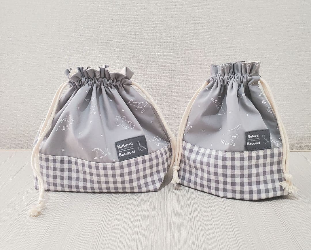 入園グッズ　５点セット　リバーシブル　恐竜　ダイナソー