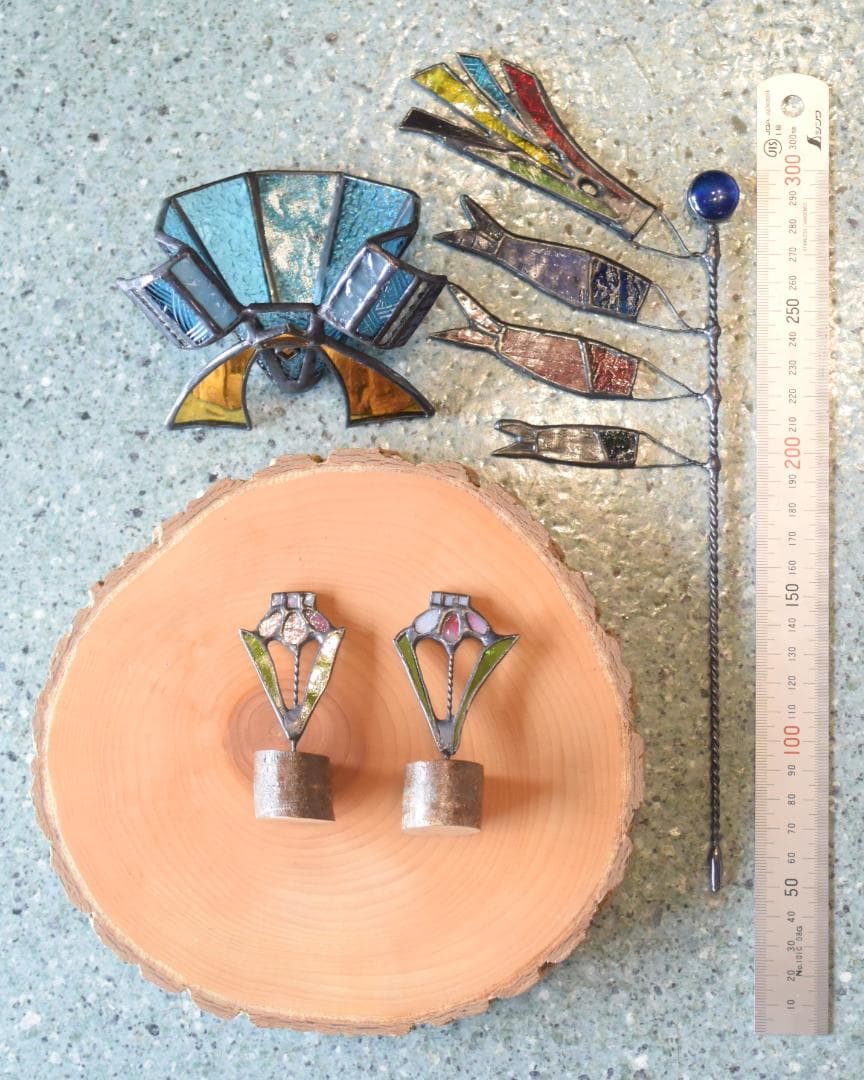 ステンドグラスの鯉のぼりと菖蒲と兜(子供の日2点セット・KOI28)