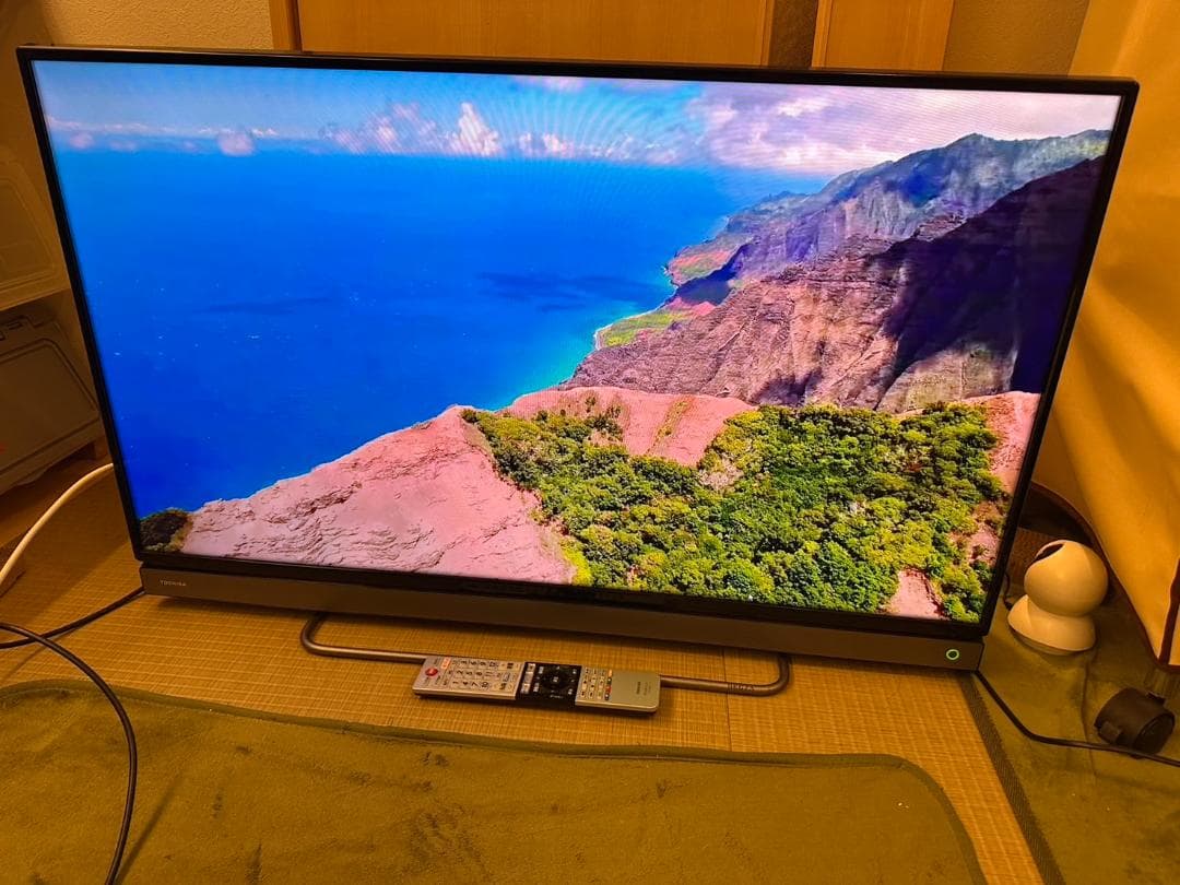 TOSHIBA 東芝　40V30 40型　スマートテレビ　2017年製　超美品！